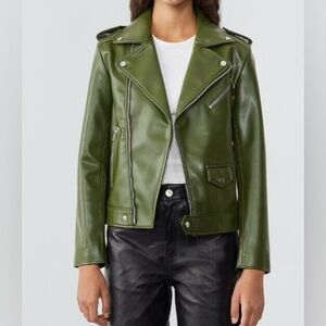 Deadwood Cactus River Jacket, Size 36
Made of Vegan Green Cactus Leather